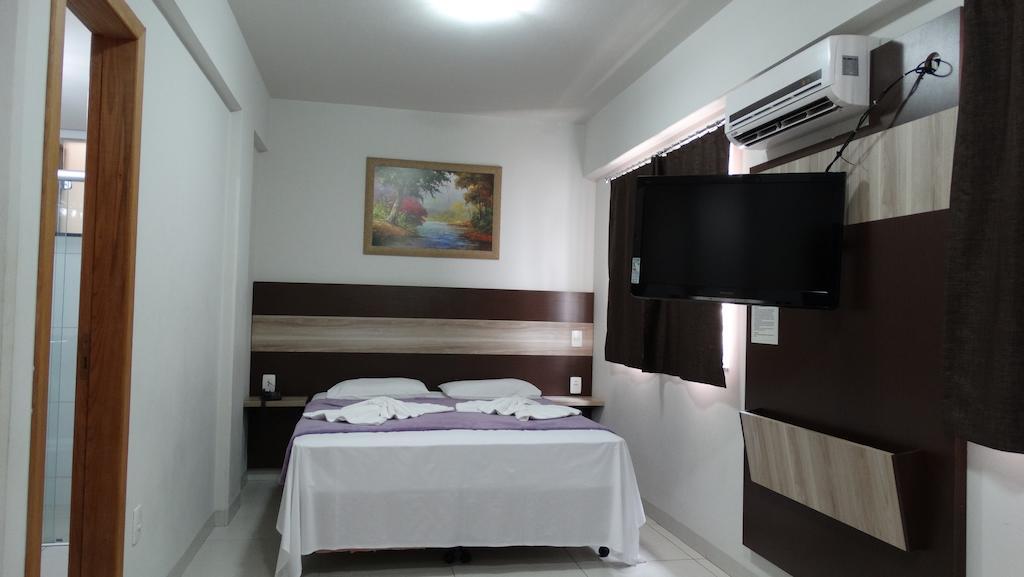 La Vitre Hotel Jataí Extérieur photo